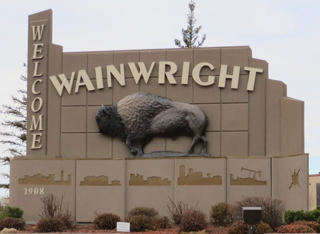 Incêndio em base militar no Canadá deixa mortos e feridos Wainwright