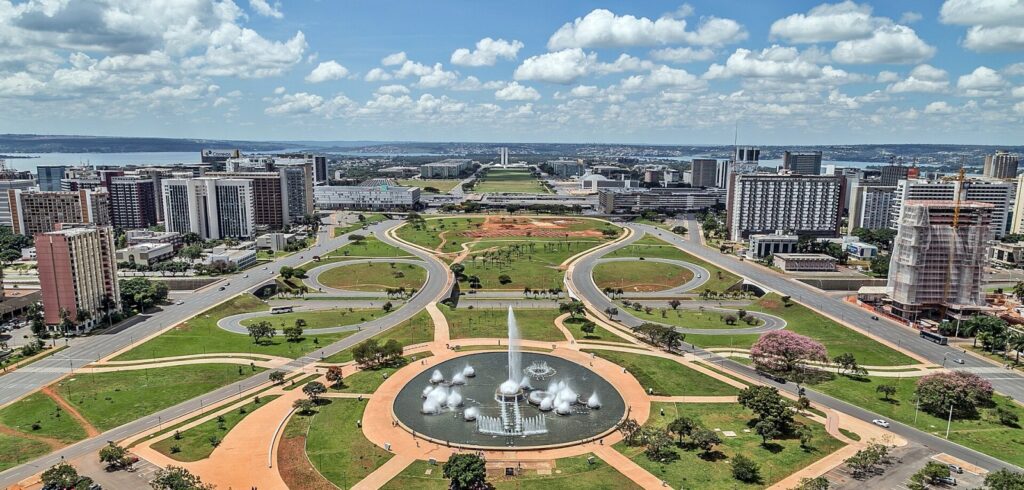 Ponte JK, em Brasília, terá reversão de faixas a partir de 21 de outubro Brasília